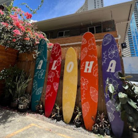 הוסטל הונולולו Honu Waikiki By Aloh מראה חיצוני תמונה